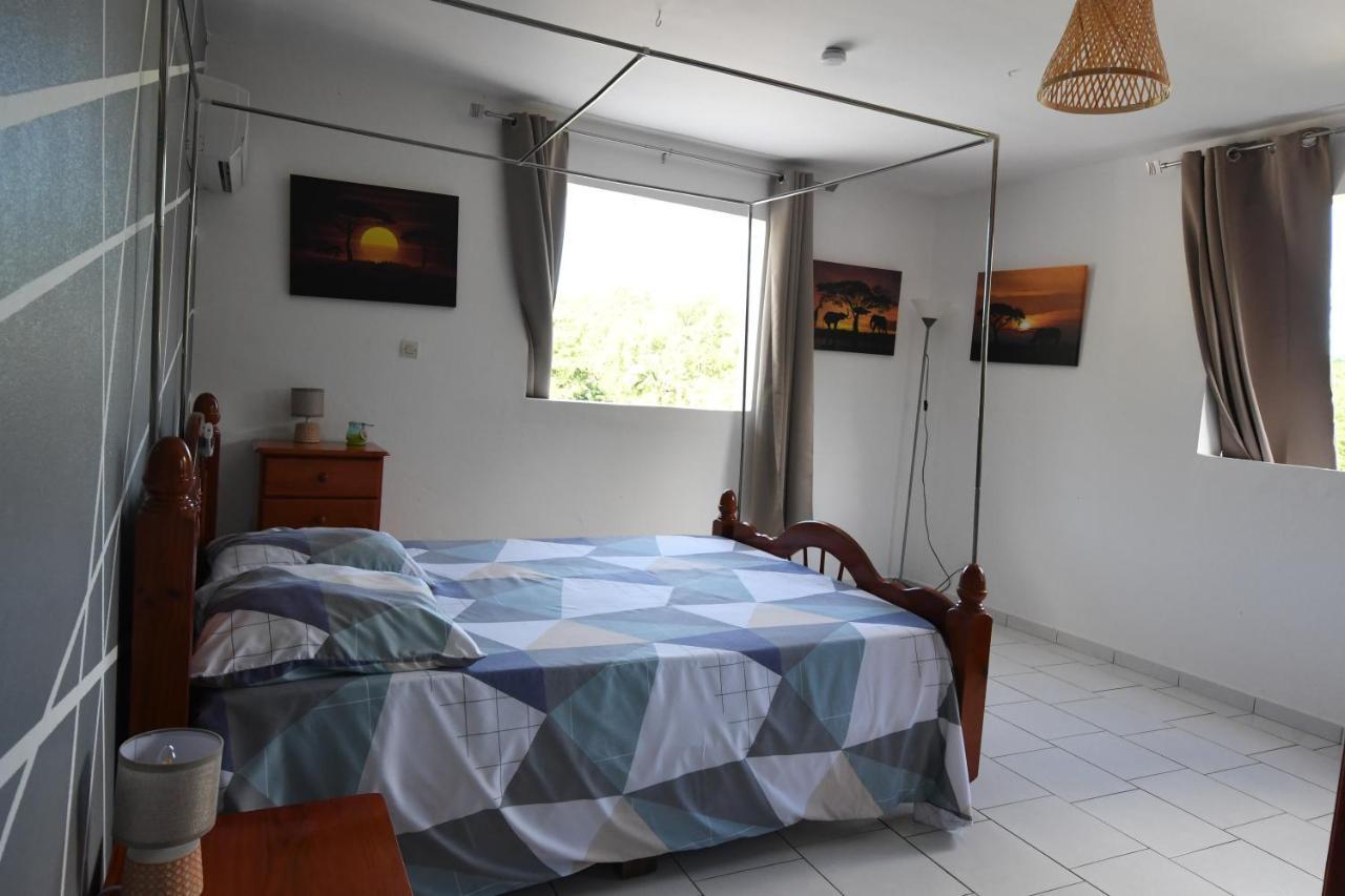 Villa Chez Tatie-Clo Devient Gray Coconut Cake Le Moule Exterior foto