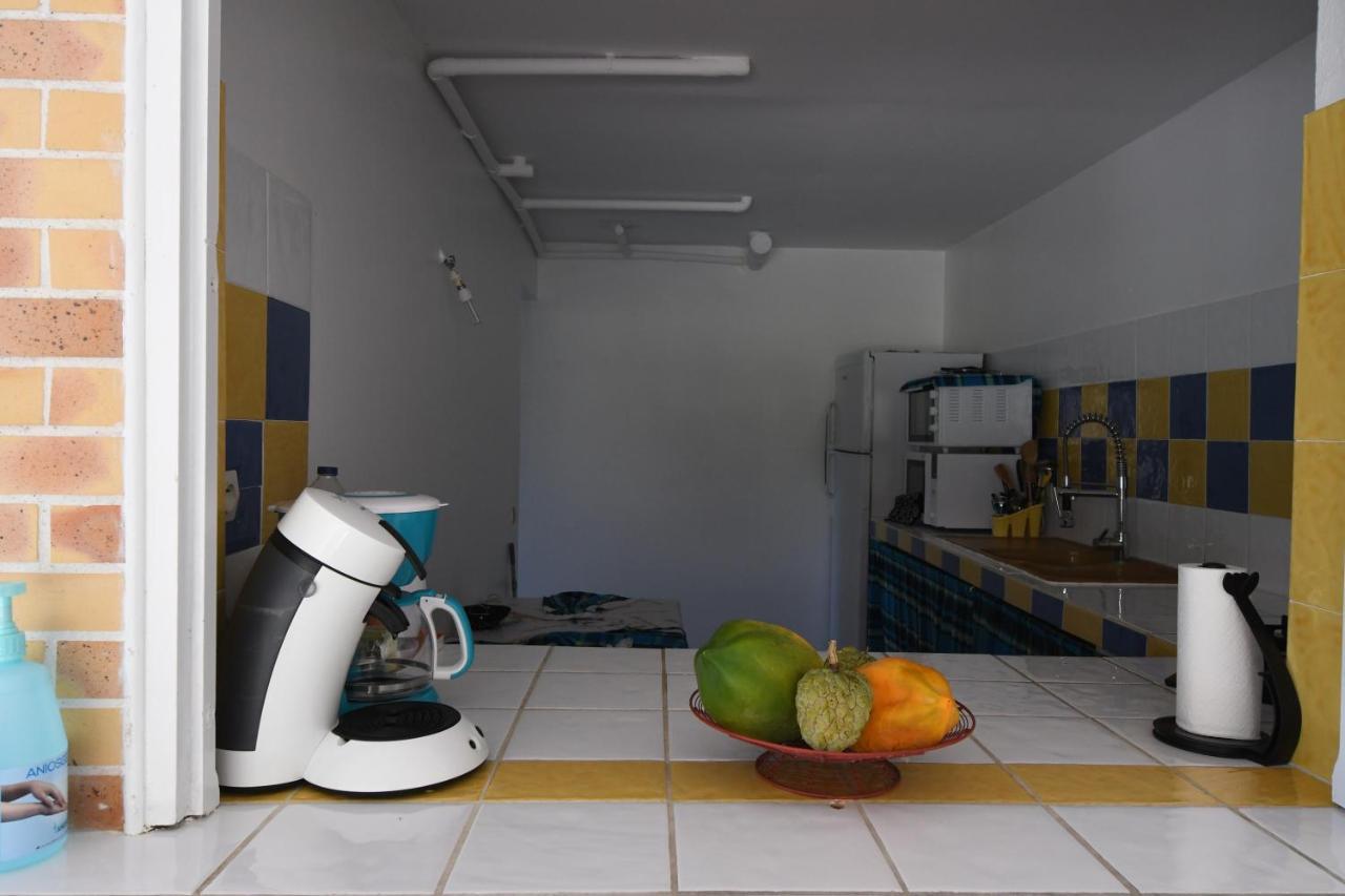 Villa Chez Tatie-Clo Devient Gray Coconut Cake Le Moule Exterior foto