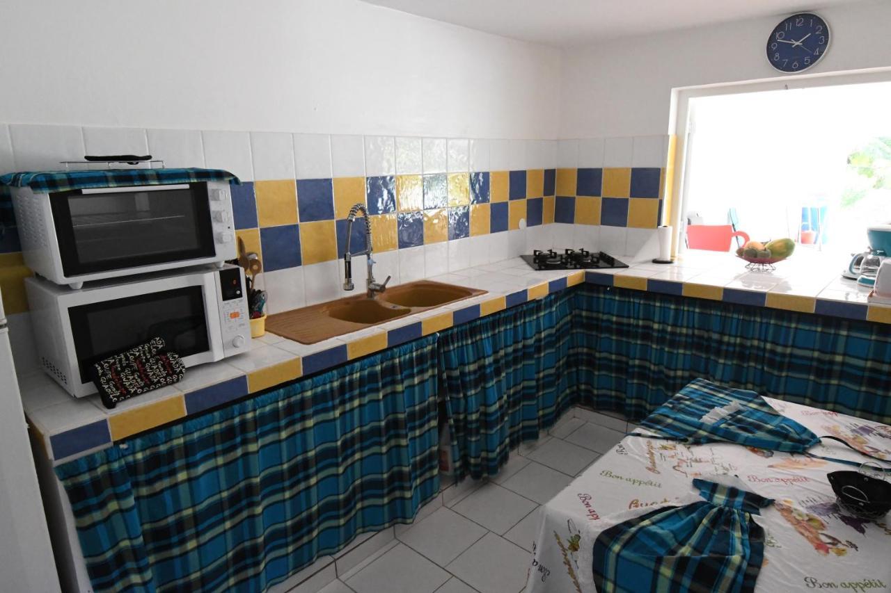 Villa Chez Tatie-Clo Devient Gray Coconut Cake Le Moule Exterior foto